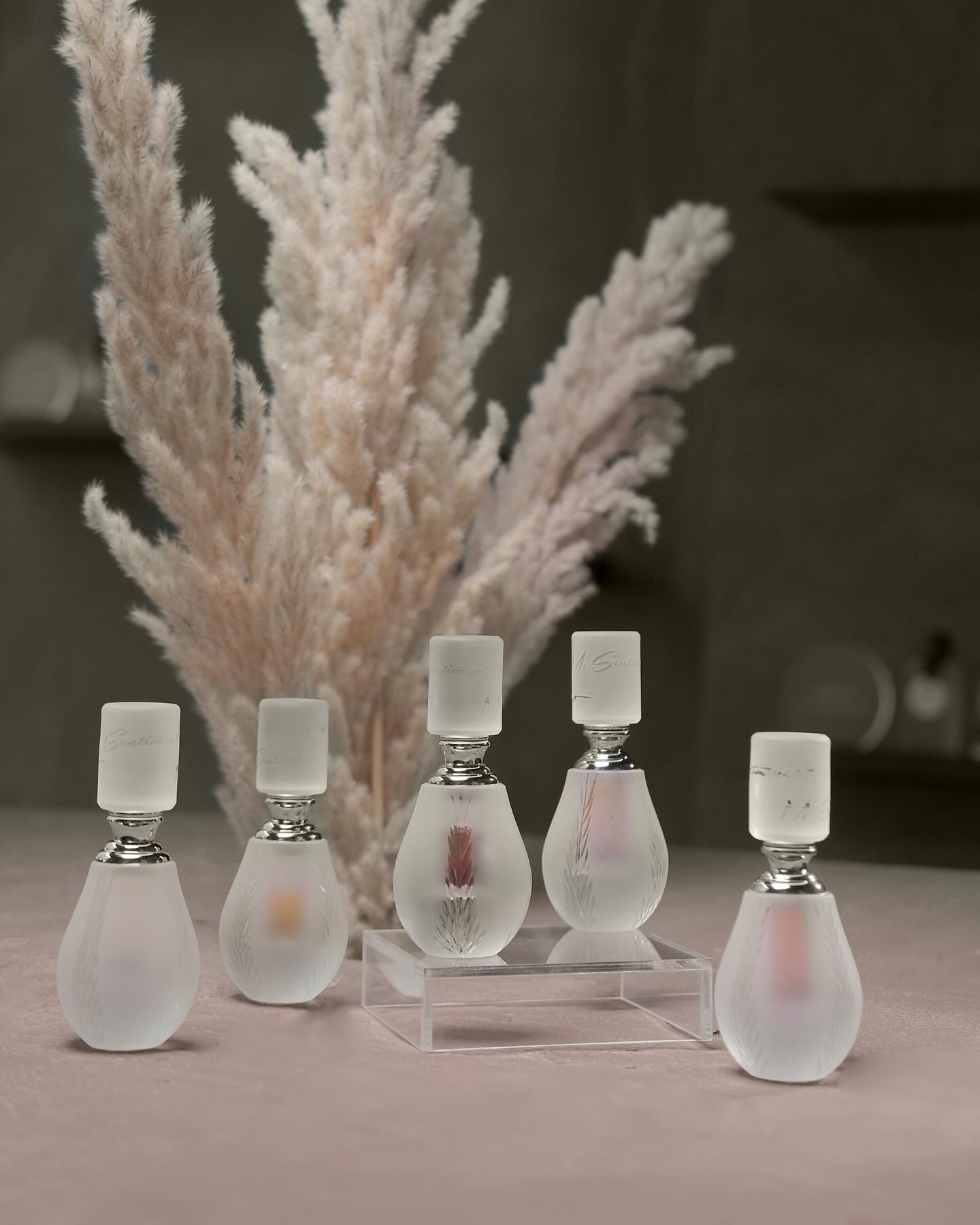 FRAGRANT OILS