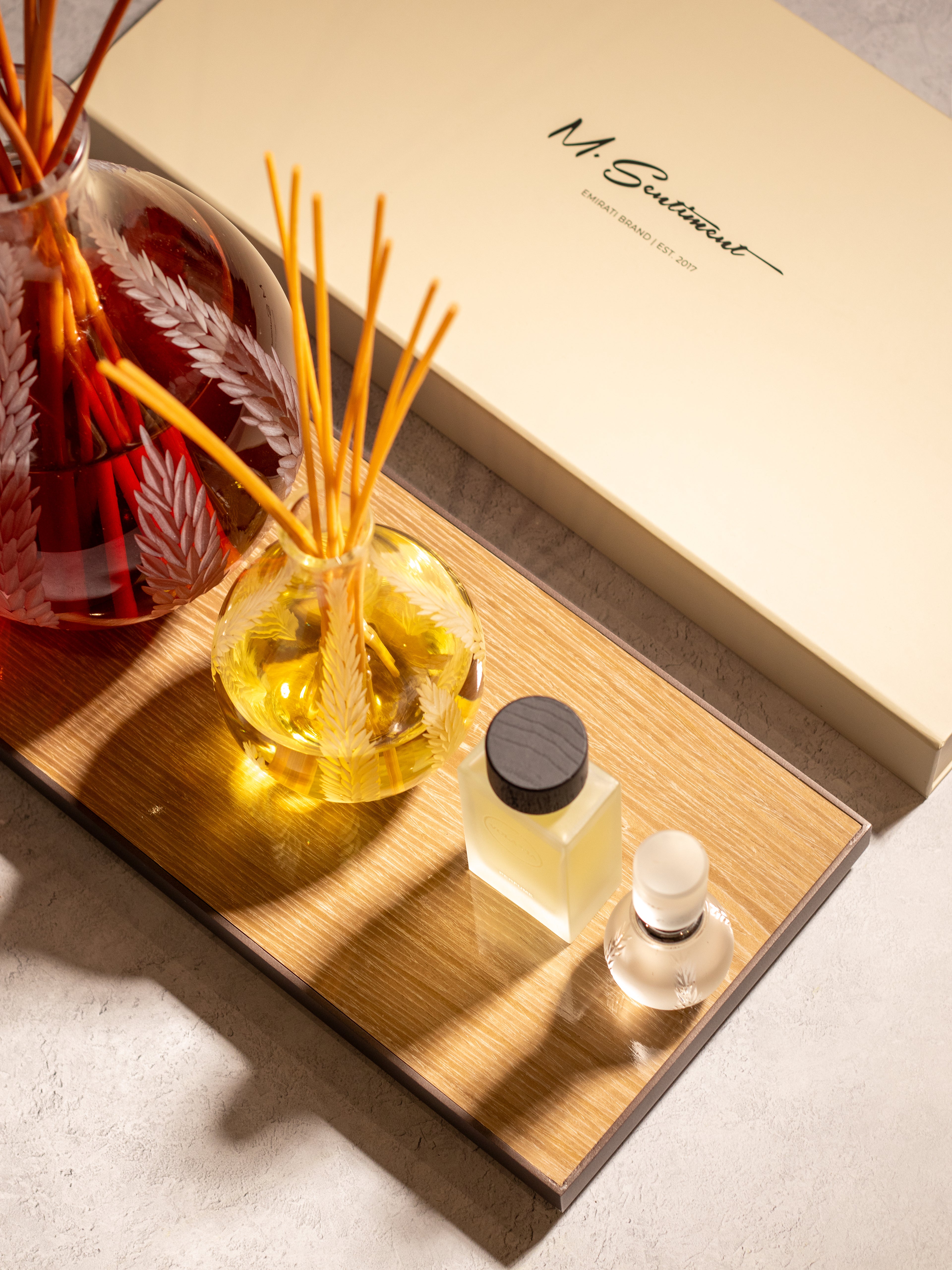 High-gloss Solid Wood & Metal Trays