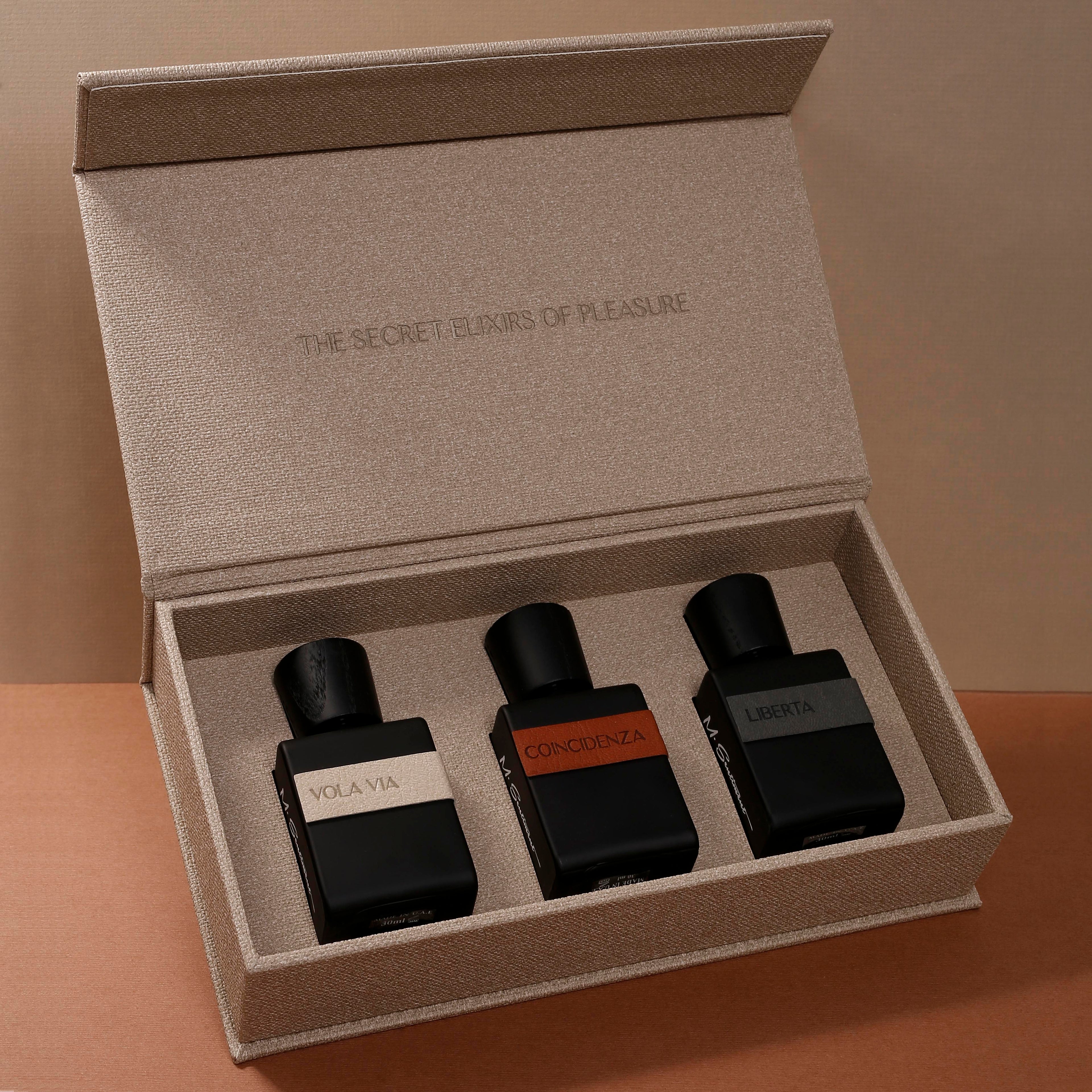 TRAVEL SET